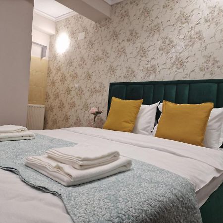 Laroka House Beautiful Apartment Universitate Center 부쿠레슈티 외부 사진