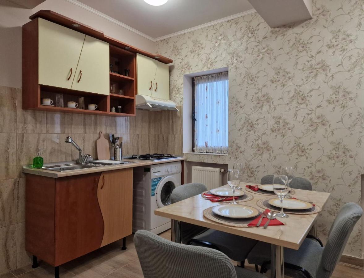Laroka House Beautiful Apartment Universitate Center 부쿠레슈티 외부 사진