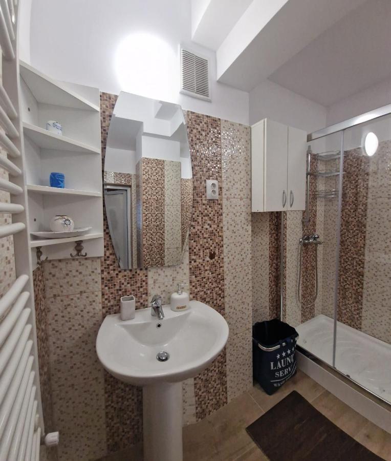 Laroka House Beautiful Apartment Universitate Center 부쿠레슈티 외부 사진